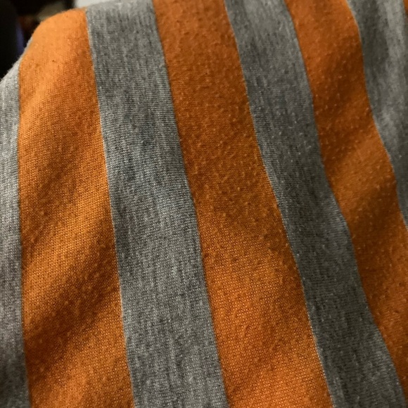 Orange/Gray Striped Batwing Sleeve Style Top Med - Picture 9 of 9